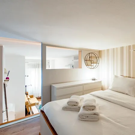 Need Is Loft Apartment *